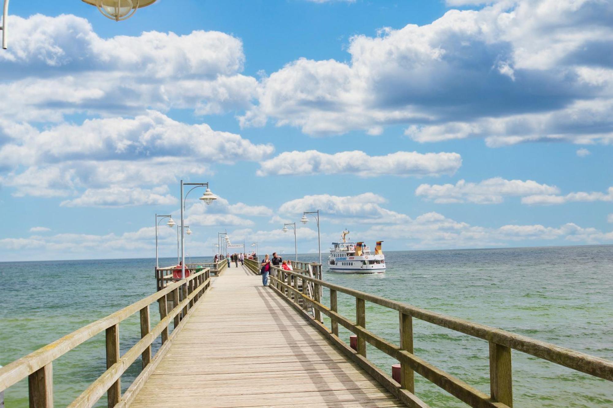 Terrasse, Gratis Nutzung Vom Ahoi Erlebnisbad Und Sauna - Meeresblick Fewo 10 Goehren  Exterior foto